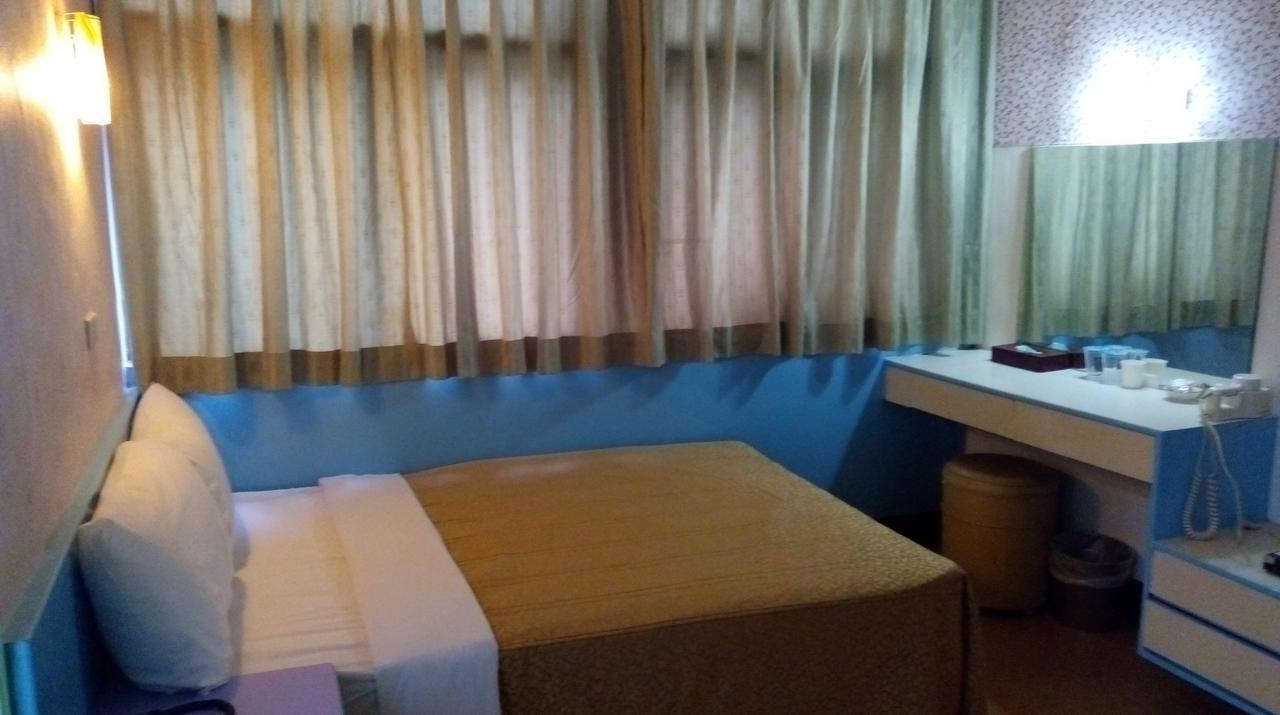 Reui Chung Hotel Καοσιούνγκ Εξωτερικό φωτογραφία