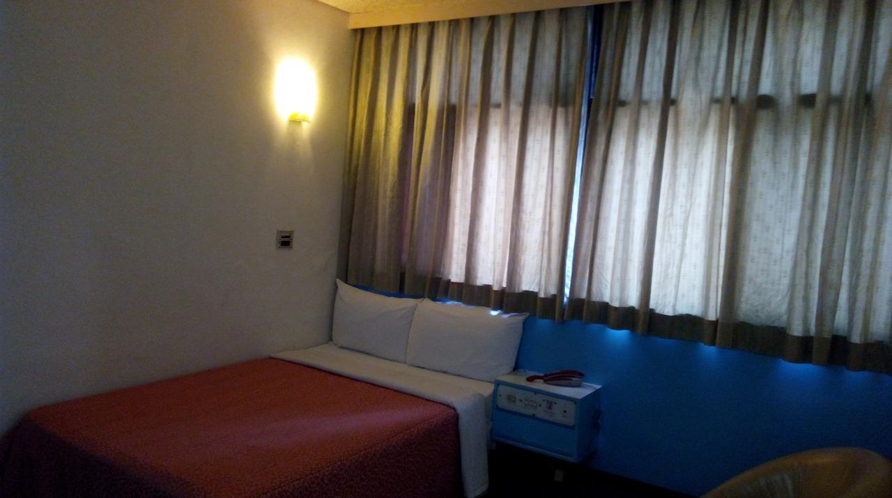 Reui Chung Hotel Καοσιούνγκ Εξωτερικό φωτογραφία